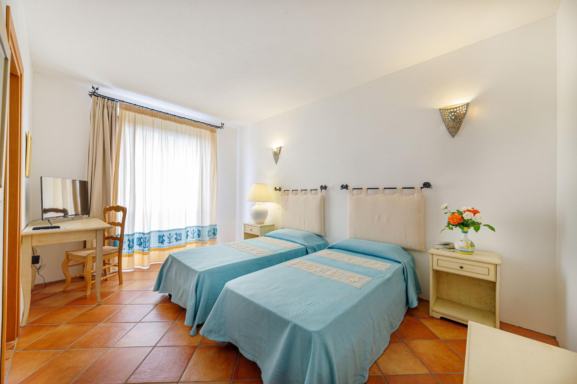 Hotel San Trano Luogosanto ภายนอก รูปภาพ