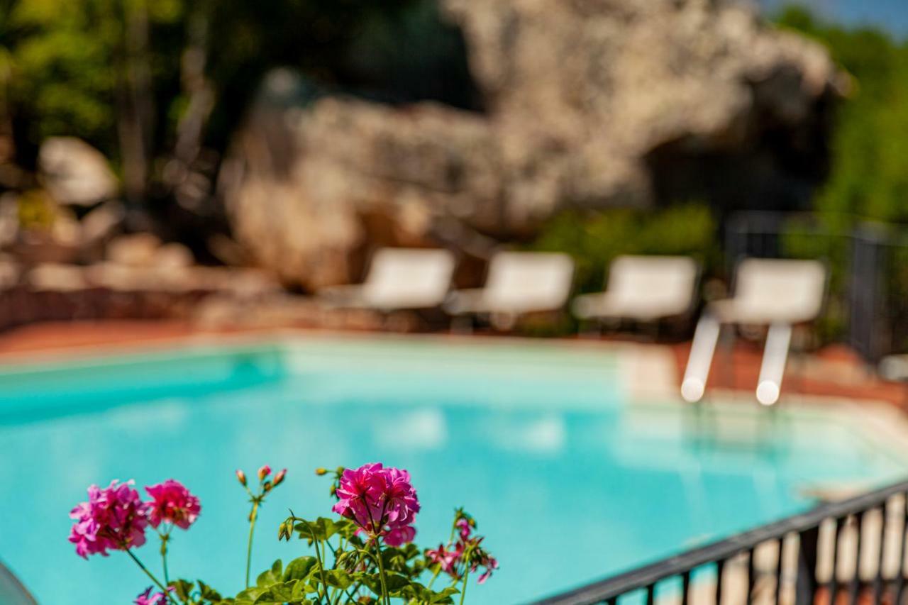 Hotel San Trano Luogosanto ภายนอก รูปภาพ