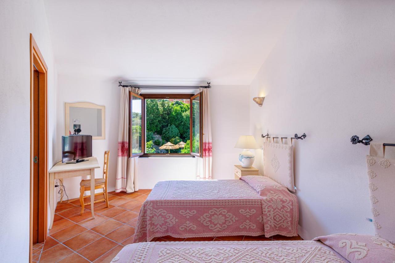 Hotel San Trano Luogosanto ภายนอก รูปภาพ